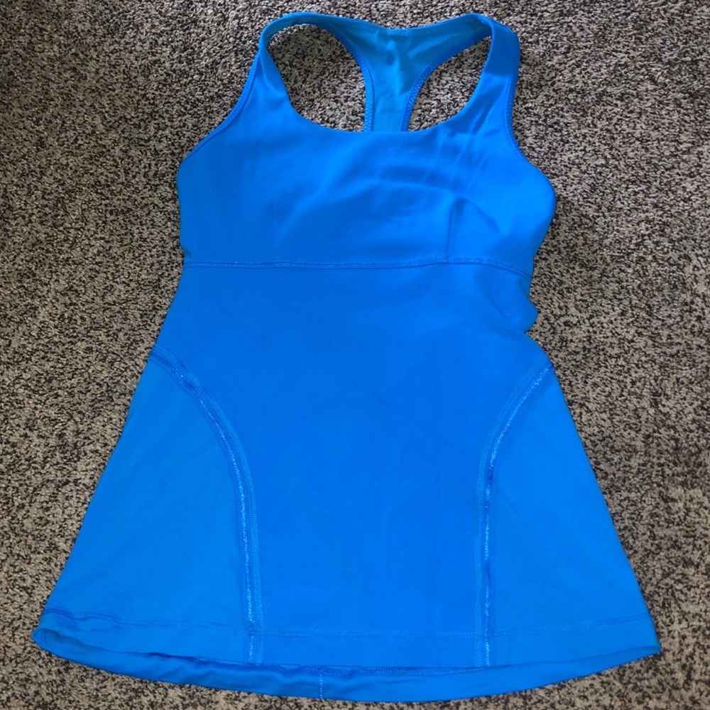 Lululemon older style tank- GUC - Picture 1 of 3